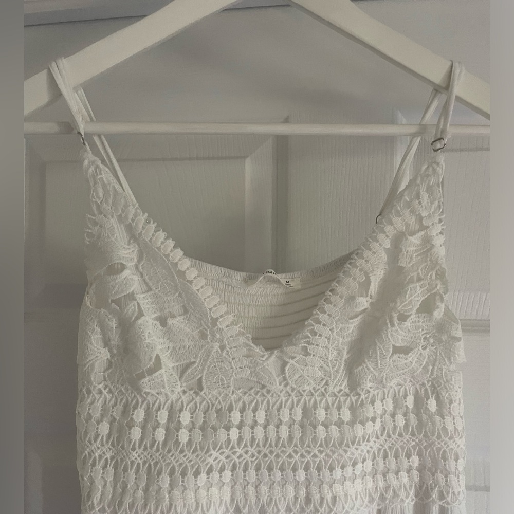 Juniors White crochet detail dress size medium - Picture 4 of 5
